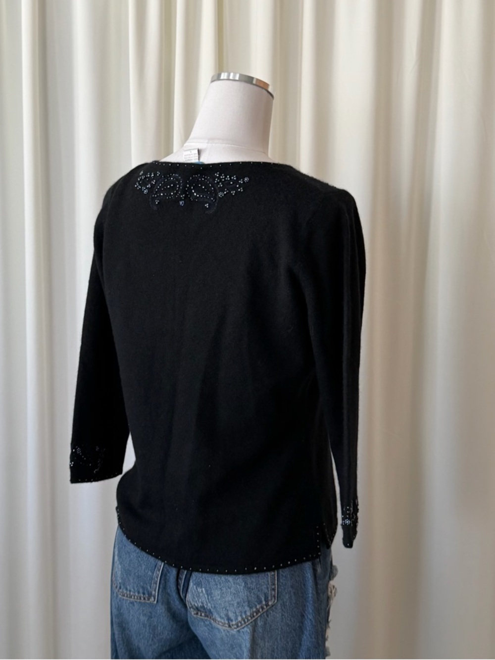 White + Warren 100% Cashmere Beaded Paisley Sweater Black Large - Picture 9 of 9
